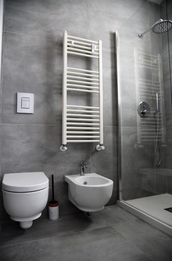 Gl Rooms And Apartments Бари Экстерьер фото