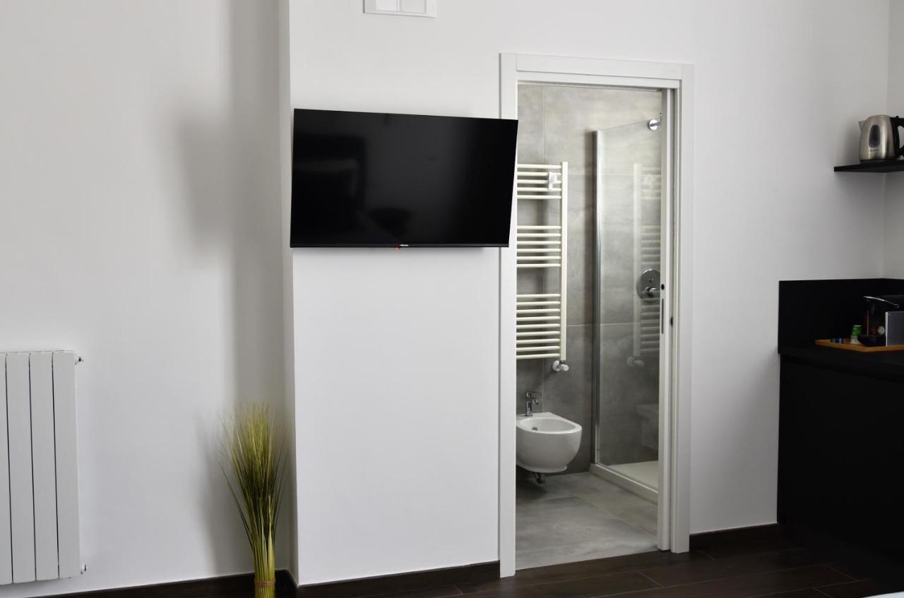 Gl Rooms And Apartments Бари Экстерьер фото