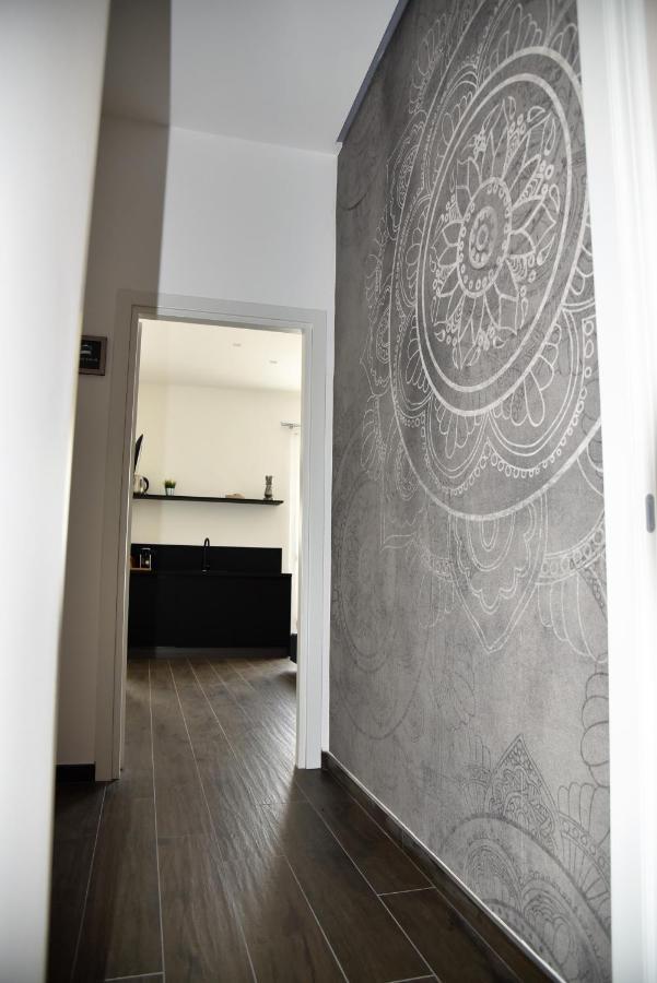 Gl Rooms And Apartments Бари Экстерьер фото
