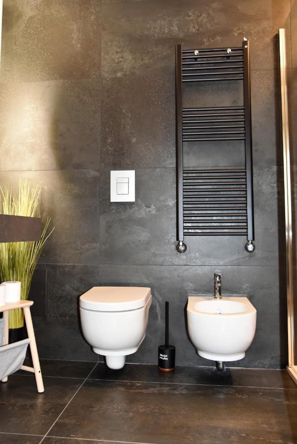 Gl Rooms And Apartments Бари Экстерьер фото