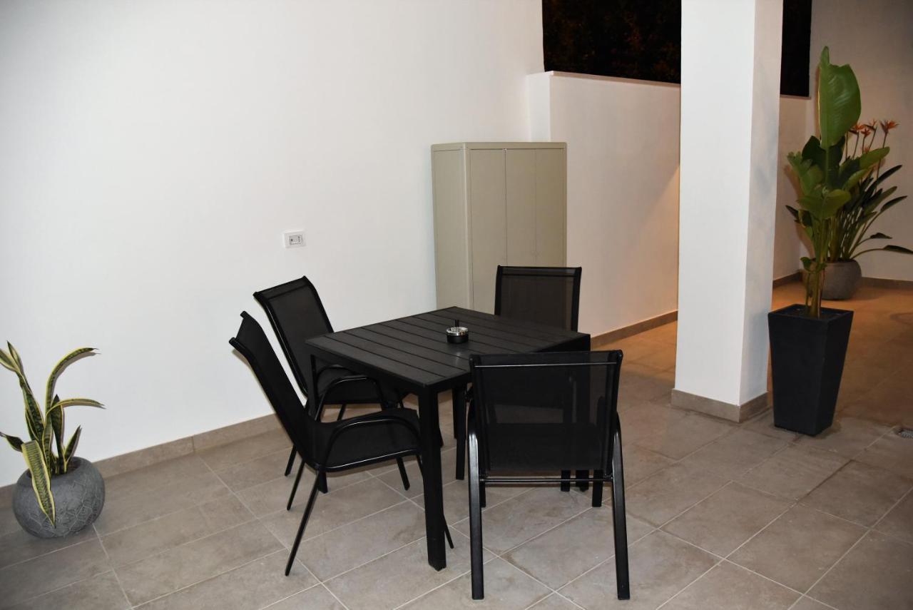 Gl Rooms And Apartments Бари Экстерьер фото